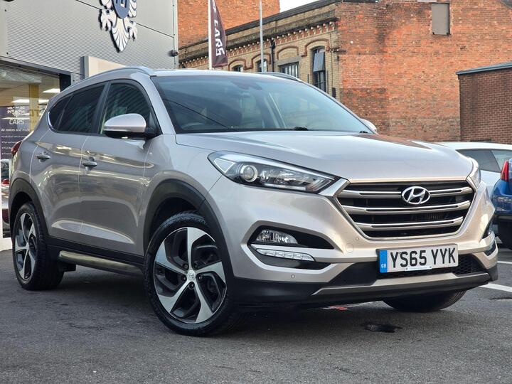 Hyundai TUCSON 2.0 CRDi Premium 4WD Euro 6 5dr