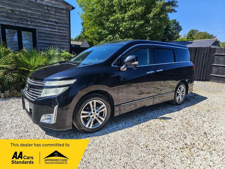 Nissan Elgrand 2.5 AUTO 7 SEATS APPLE/ANDROID CARPLAY