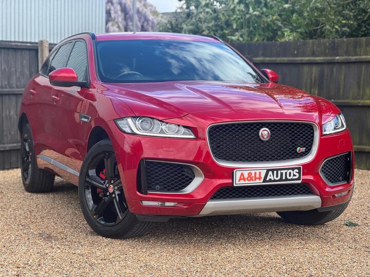 Jaguar F-PACE 3.0 D300 V6 S Auto AWD Euro 6 (s/s) 5dr