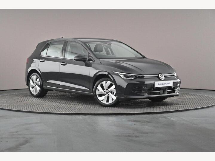 Volkswagen Golf 1.5 TSI EHybrid 19.7kWh Style DSG Euro 6 (s/s) 5dr Volkswagen Golf 1.5 TSI EHybrid 19.7kWh Style DSG Euro 6 (s/s) 5dr