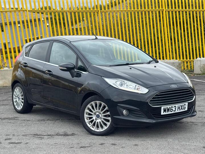 Ford Fiesta 1.0T EcoBoost Titanium Euro 5 (s/s) 5dr