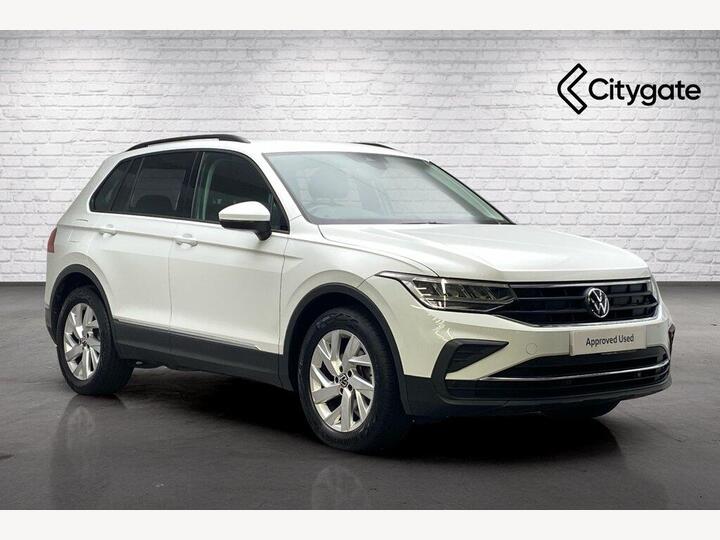 Volkswagen Tiguan 1.5 TSI Life Euro 6 (s/s) 5dr Volkswagen Tiguan 1.5 TSI Life Euro 6 (s/s) 5dr