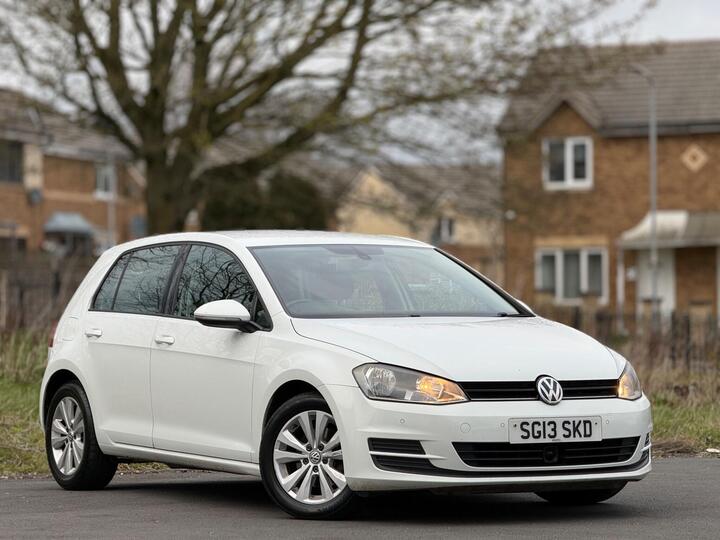 Volkswagen Golf 1.6 TDI BlueMotion Tech SE DSG Euro 5 (s/s) 5dr