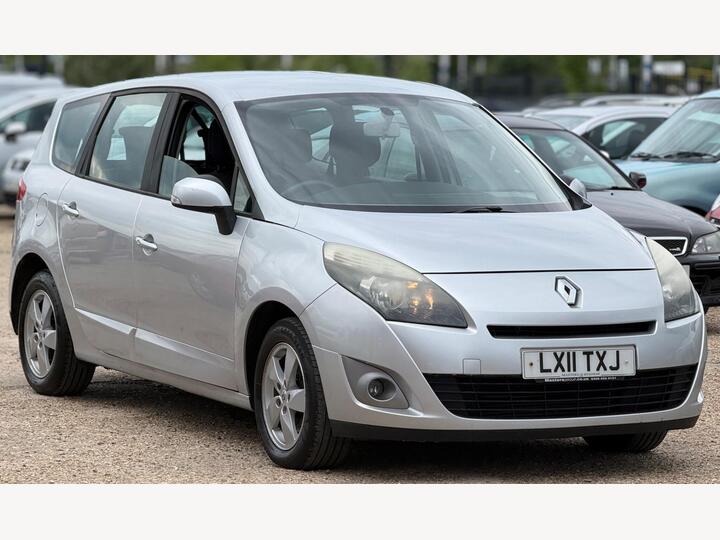Renault Grand Scenic 1.5 DCi Expression EDC Euro 5 5dr