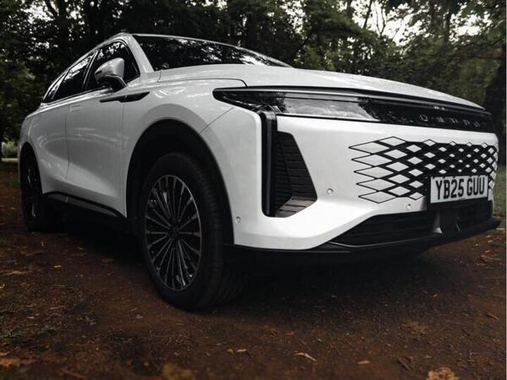 OMODA 9 1.5T SHS 34.46kWh Noble DHT3 4WD Euro 6 (s/s) 5dr