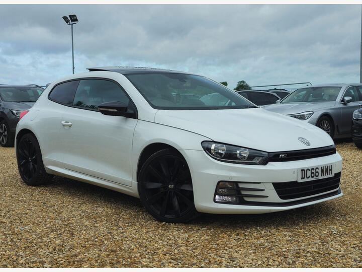 Volkswagen Scirocco 2.0 TDI BlueMotion Tech R-Line Black Edition DSG Euro 6 (s/s) 3dr