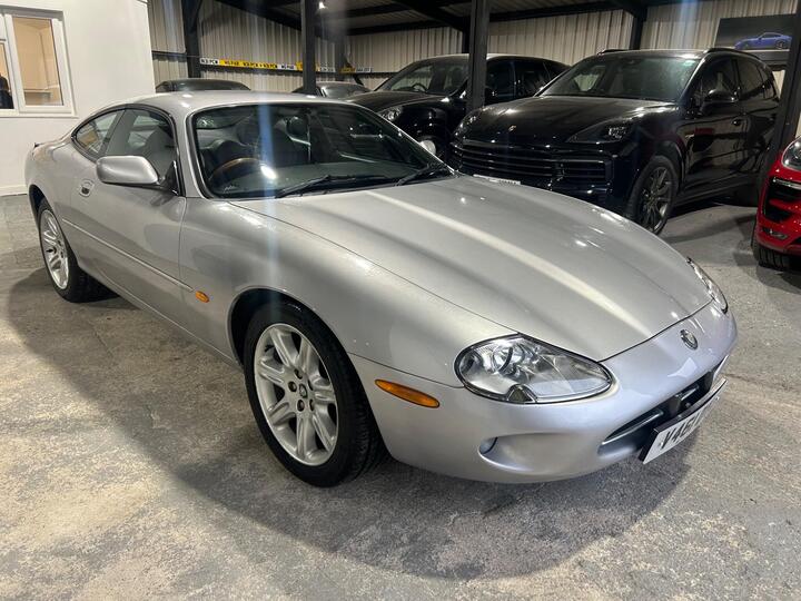 Jaguar XK8 4.0 2dr