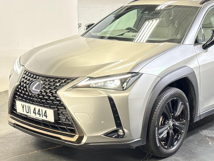 Lexus UX 2.0 250h Premium Sport Edition E-CVT Euro 6 (s/s) 5dr