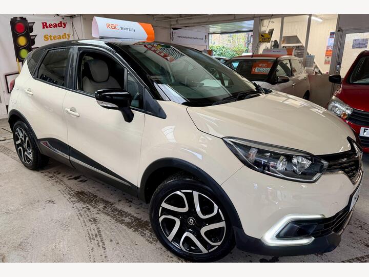 Renault Captur 0.9 TCe ENERGY Iconic Euro 6 (s/s) 5dr