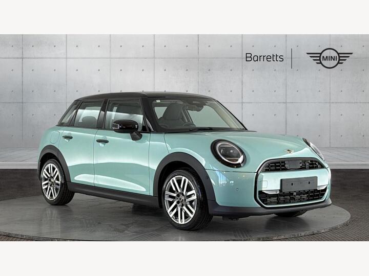 MINI Cooper 1.5C Classic Steptronic Euro 6 (s/s) 5dr