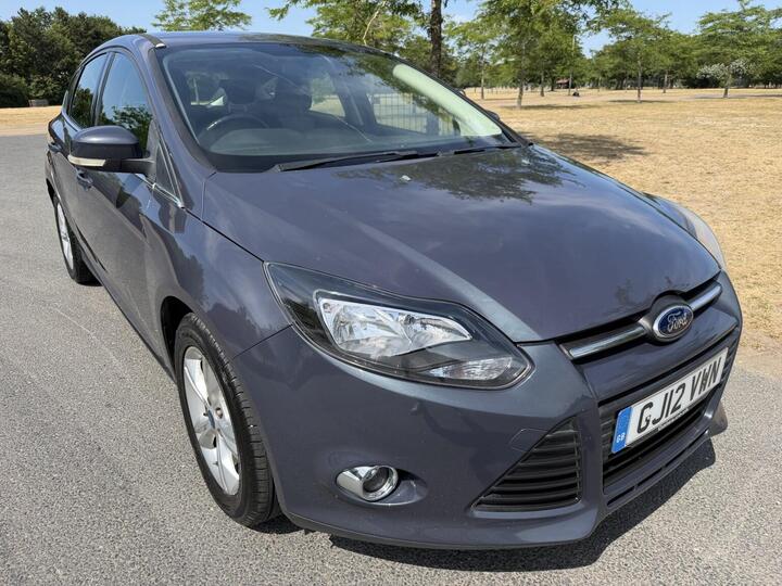 Ford FOCUS 1.6 Zetec Euro 5 5dr