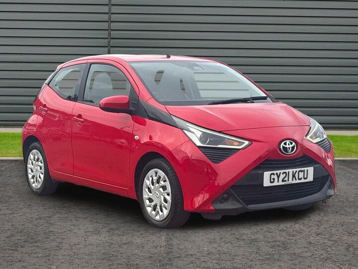 Toyota Aygo 1.0 VVT-i X-play Euro 6 (s/s) 5dr