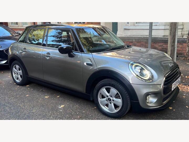MINI Hatch 1.5 Cooper Classic Steptronic Euro 6 (s/s) 5dr