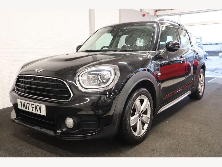 MINI Countryman 2.0 Cooper D Euro 6 (s/s) 5dr MINI Countryman 2.0 Cooper D Euro 6 (s/s) 5dr