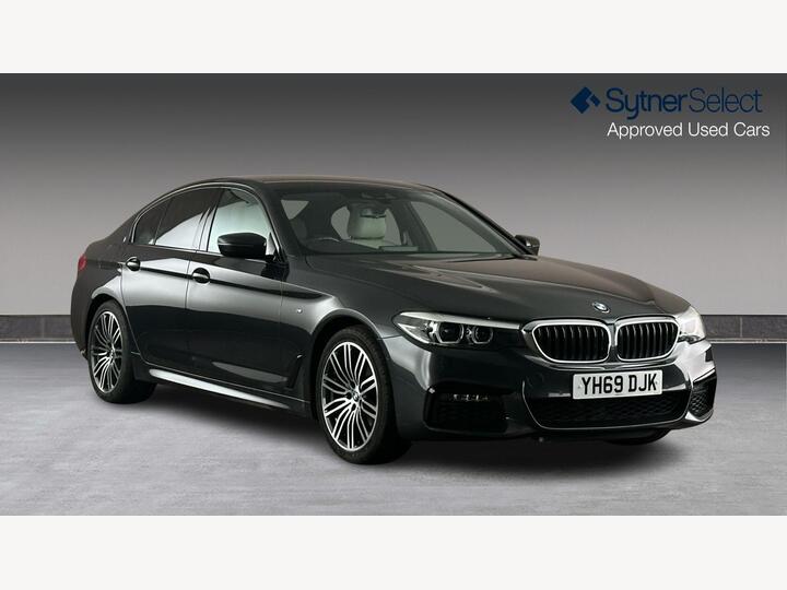 BMW 5 SERIES 2.0 520d M Sport Auto XDrive Euro 6 (s/s) 4dr