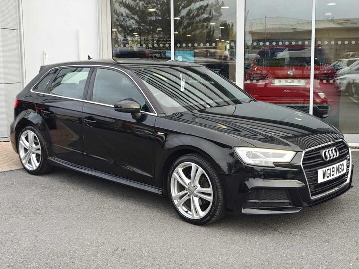 Audi A3 Sportback 1.5 TFSI CoD 35 S Line Sportback S Tronic Euro 6 (s/s) 5dr
