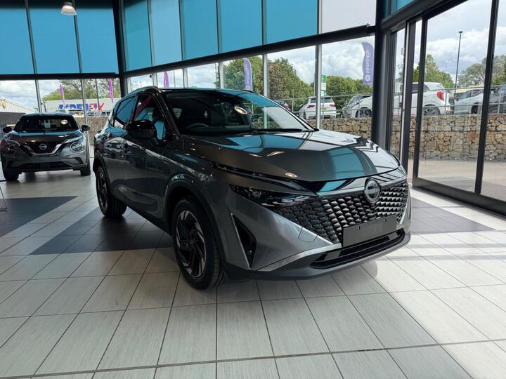 Nissan Qashqai 1.3 DIG-T MHEV N-Connecta XTRON Euro 6 (s/s) 5dr