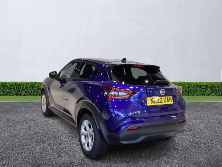 Nissan JUKE 1.0 DIG-T N-Connecta Euro 6 (s/s) 5dr