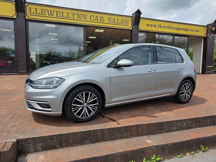 Volkswagen Golf 1.6 TDI SE Euro 6 (s/s) 5dr