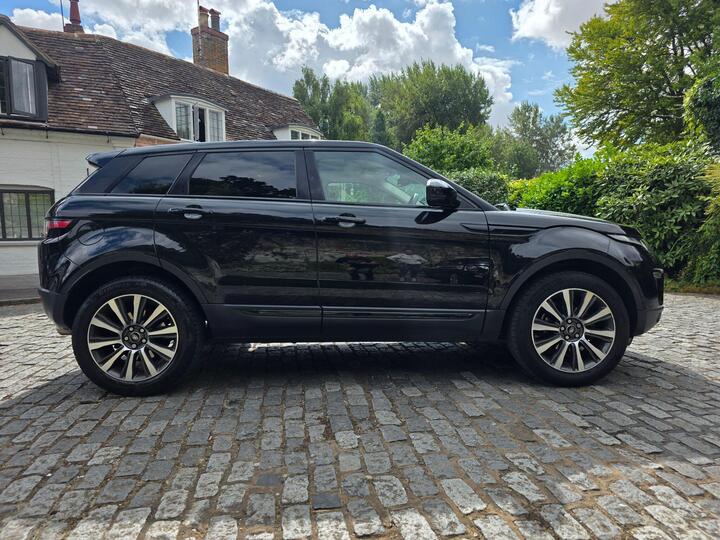 Land Rover Range Rover Evoque 2.0 ED4 SE Tech FWD Euro 6 (s/s) 5dr