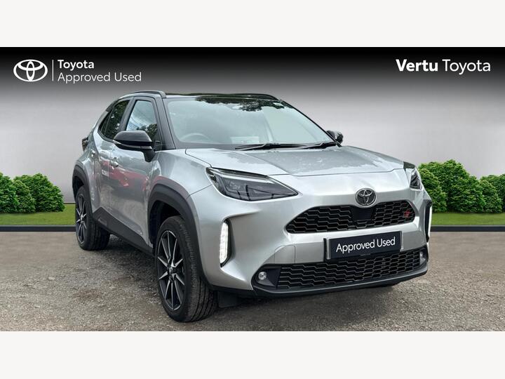 Toyota Yaris Cross 1.5 VVT-h GR SPORT E-CVT Euro 6 (s/s) 5dr Toyota Yaris Cross 1.5 VVT-h GR SPORT E-CVT Euro 6 (s/s) 5dr