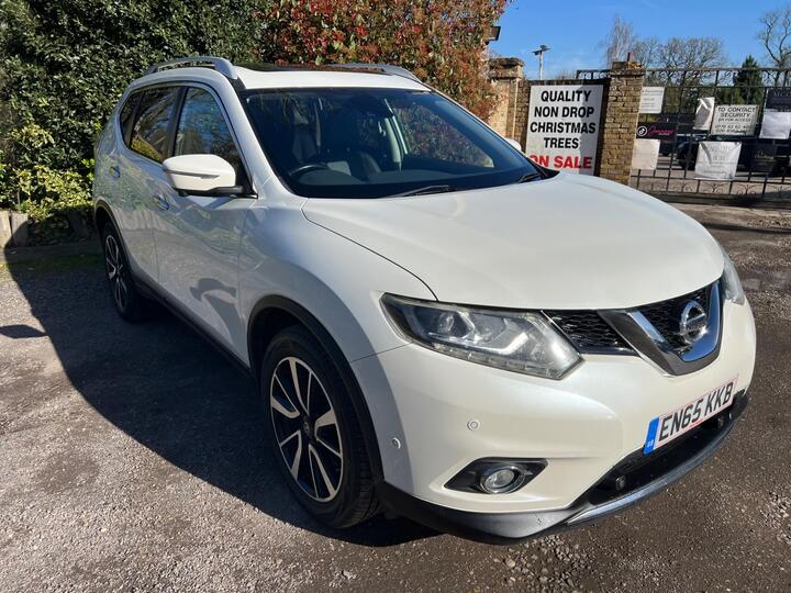 Nissan X-Trail 1.6 DIG-T Tekna Euro 6 (s/s) 5dr Nissan X-Trail 1.6 DIG-T Tekna Euro 6 (s/s) 5dr