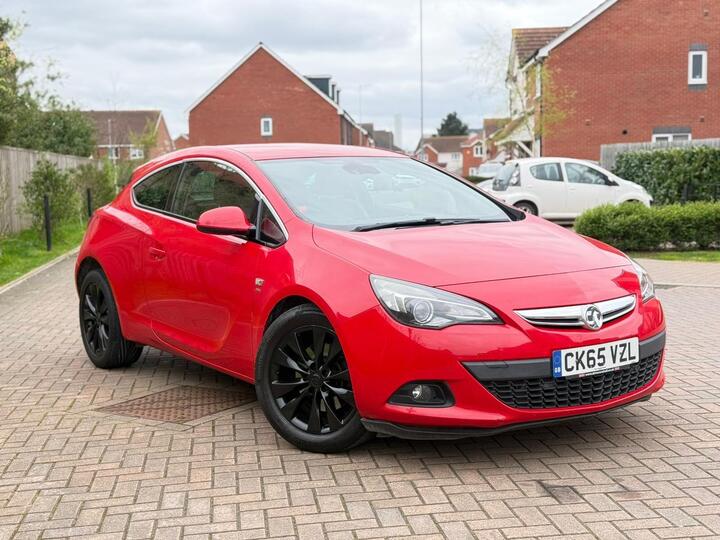 Vauxhall Astra GTC 2.0 CDTi SRi Euro 5 (s/s) 3dr Vauxhall Astra GTC 2.0 CDTi SRi Euro 5 (s/s) 3dr