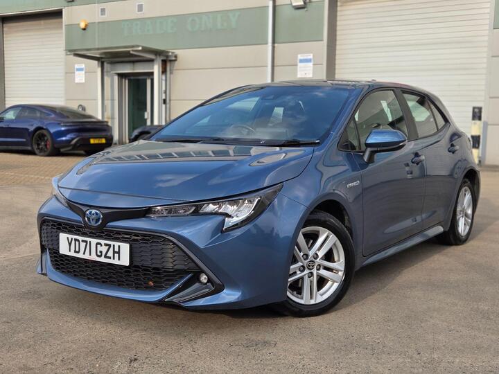 Toyota Corolla 1.8 VVT-h Icon CVT Euro 6 (s/s) 5dr