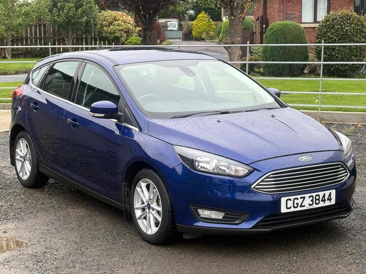 Ford Focus 1.0T EcoBoost Zetec Euro 6 (s/s) 5dr