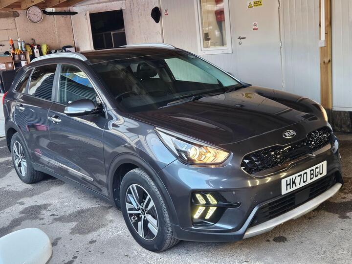Kia Niro 1.6 GDi 8.9kWh 3 DCT Euro 6 (s/s) 5dr