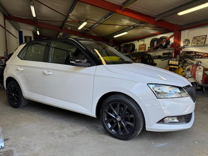 Skoda Fabia 1.0 Colour Edition Euro 6 (s/s) 5dr