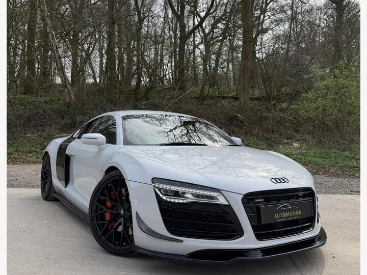 Audi R8 4.2 FSI V8 S Tronic Quattro Euro 5 2dr