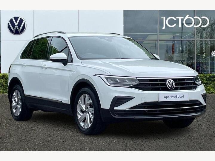 Volkswagen Tiguan 1.5 TSI Life Euro 6 (s/s) 5dr