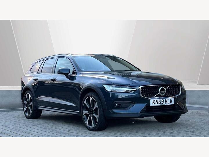 Volvo V60 Cross Country 2.0 T5 Plus Auto AWD Euro 6 (s/s) 5dr