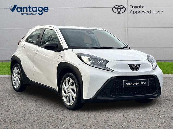 Toyota Aygo X 1.0 VVT-i Pure Euro 6 (s/s) 5dr
