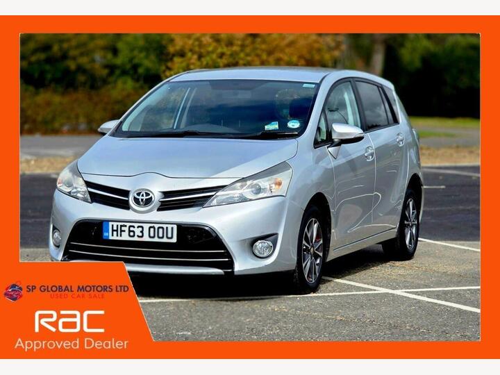 Toyota VERSO 2.0 D-4D Icon Euro 5 5dr