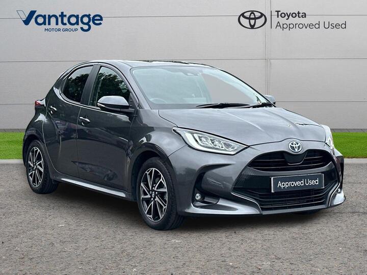 Toyota Yaris 1.5 VVT-h Design E-CVT Euro 6 (s/s) 5dr