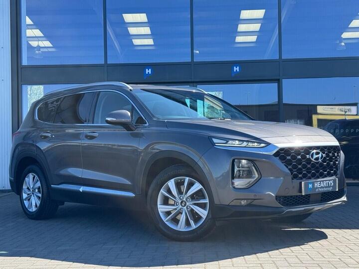 Hyundai SANTA FE 2.2 CRDi Premium Auto 4WD Euro 6 (s/s) 5dr 7 Seat Hyundai SANTA FE 2.2 CRDi Premium Auto 4WD Euro 6 (s/s) 5dr 7 Seat