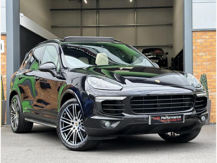 Porsche CAYENNE 3.0 TD V6 Platinum Edition TiptronicS 4WD Euro 6 (s/s) 5dr Porsche CAYENNE 3.0 TD V6 Platinum Edition TiptronicS 4WD Euro 6 (s/s) 5dr