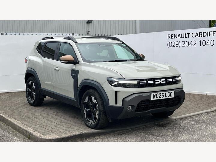 Dacia Duster 1.2 TCe MHEV EXTREME 4WD Euro 6 (s/s) 5dr Dacia Duster 1.2 TCe MHEV EXTREME 4WD Euro 6 (s/s) 5dr