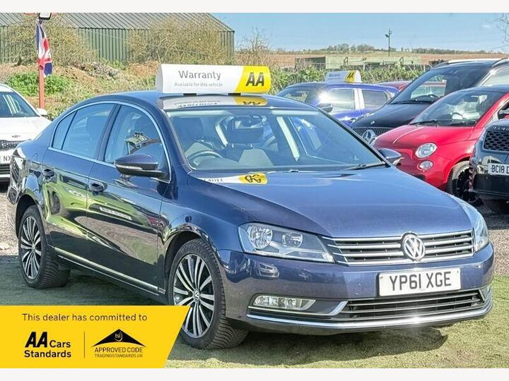 Volkswagen PASSAT 2.0 TDI BlueMotion Tech SE Euro 5 (s/s) 4dr