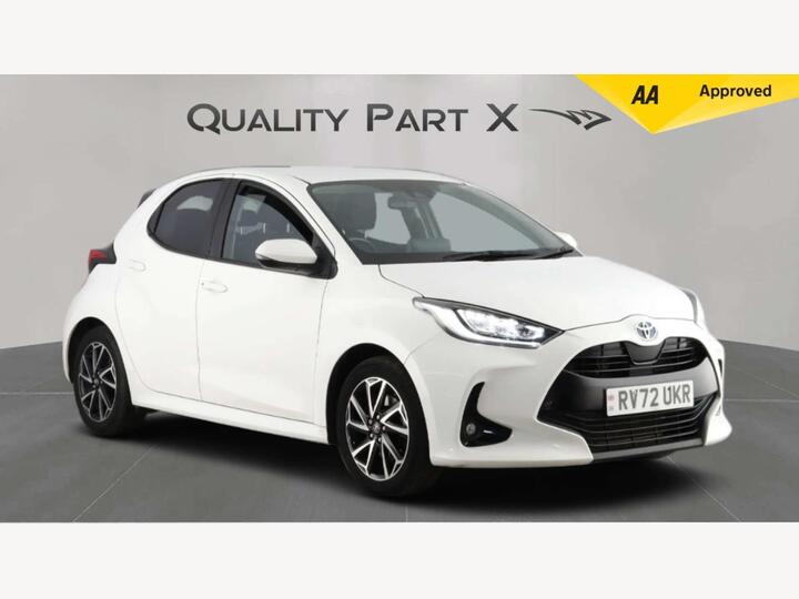 Toyota Yaris 1.5 VVT-h Design E-CVT Euro 6 (s/s) 5dr