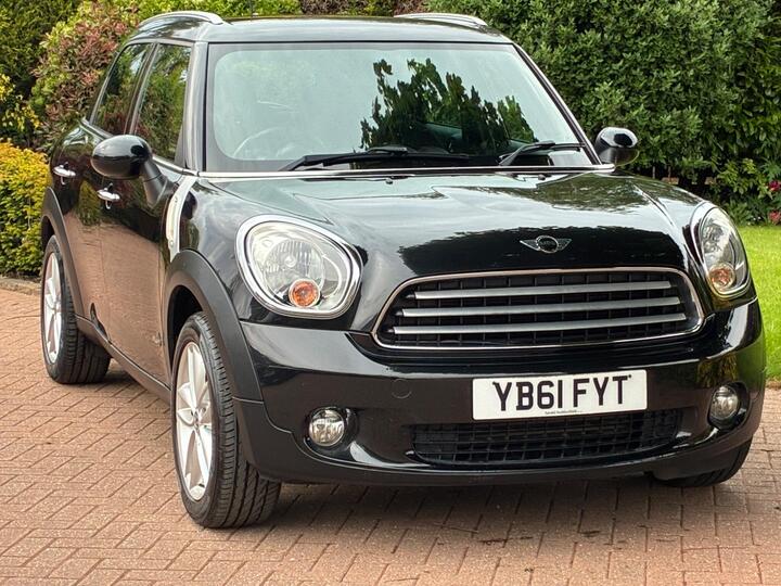 MINI Countryman 1.6 Cooper D ALL4 Euro 5 (s/s) 5dr MINI Countryman 1.6 Cooper D ALL4 Euro 5 (s/s) 5dr