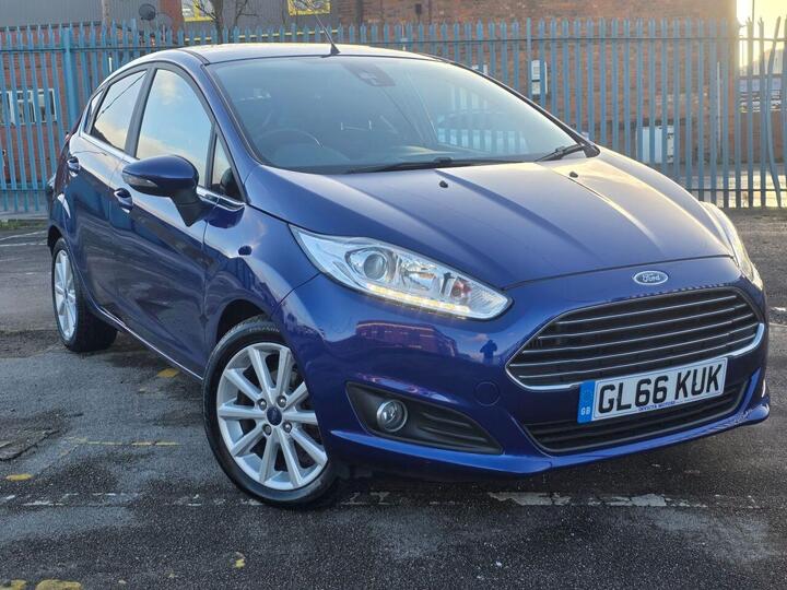 Ford FIESTA 1.0T EcoBoost Titanium Powershift Euro 6 5dr