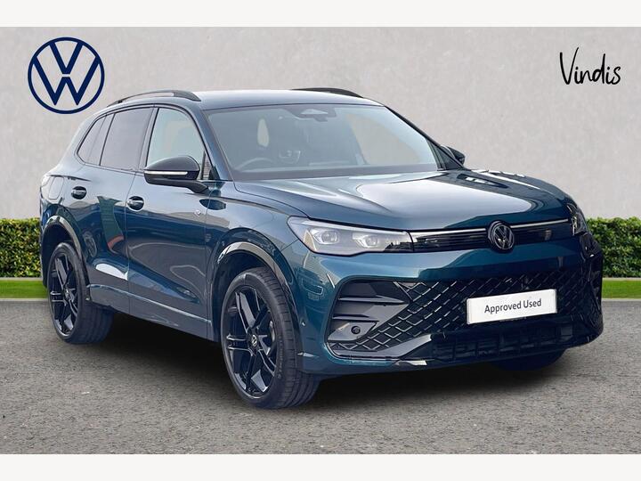 Volkswagen Tiguan 2.0 TSI Black Edition DSG 4Motion Euro 6 (s/s) 5dr Volkswagen Tiguan 2.0 TSI Black Edition DSG 4Motion Euro 6 (s/s) 5dr