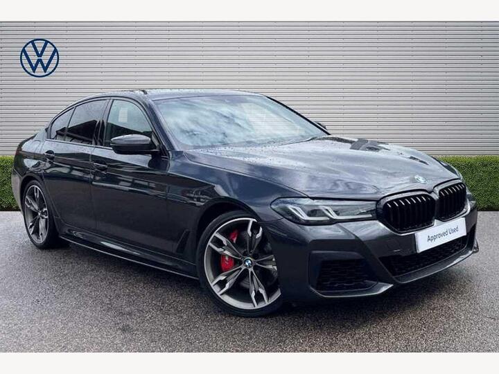 BMW 5 Series 4.4 M550i V8 Steptronic XDrive Euro 6 (s/s) 4dr