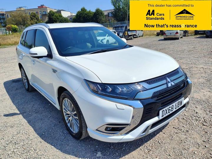 Mitsubishi Outlander 2.4h TwinMotor 13.8kWh 4h CVT 4WD Euro 6 (s/s) 5dr