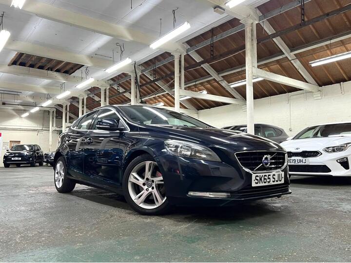 Volvo V40 2.0 D2 SE Euro 6 (s/s) 5dr