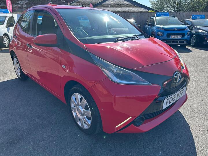 Toyota AYGO 1.0 VVT-i X-play Euro 5 5dr Euro 5