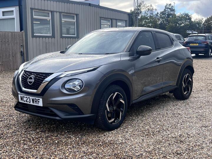 Nissan JUKE 1.0 DIG-T N-Connecta Euro 6 (s/s) 5dr